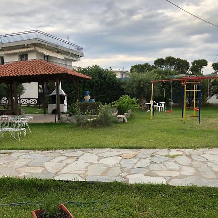 Thea Sea Apartment Nea Moudania Exterior photo